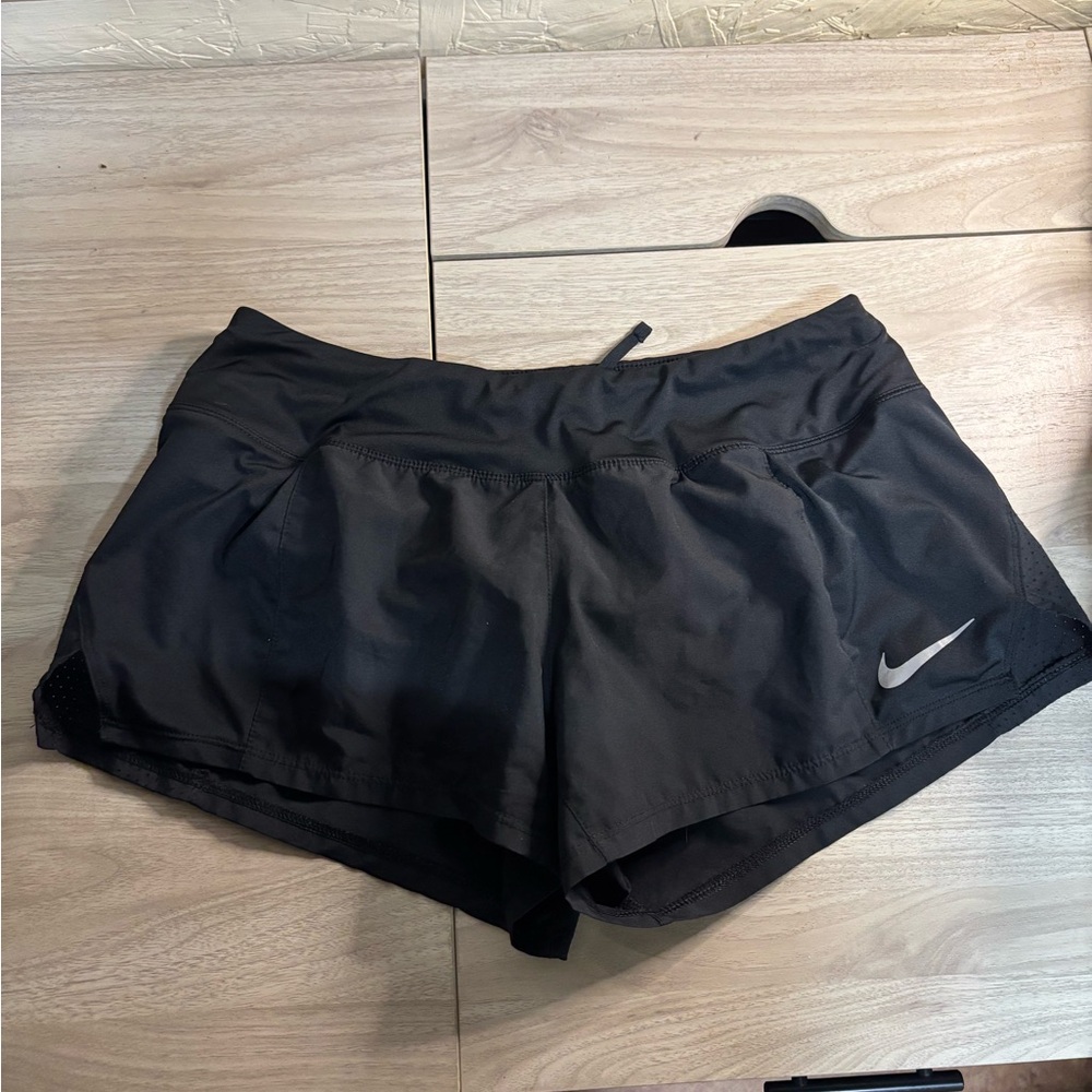 women’s nike shorts